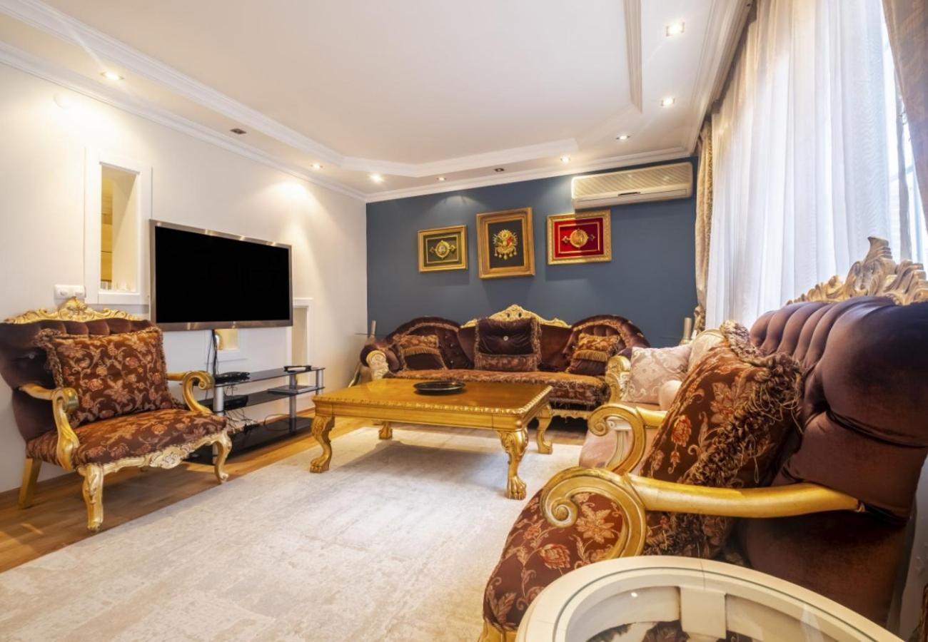 Exclusive Flat With Balcony In Nisantasi Apartman Isztambul Kültér fotó