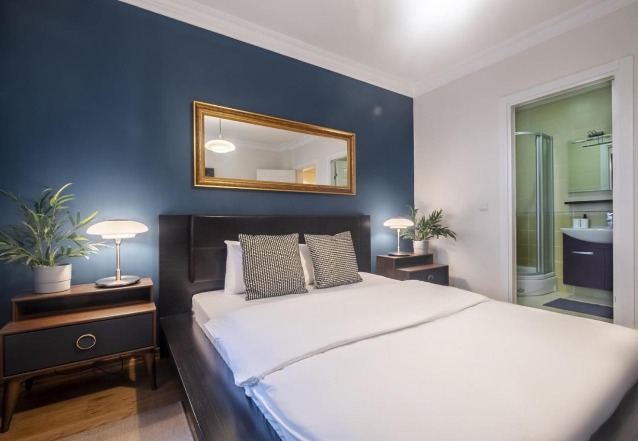 Exclusive Flat With Balcony In Nisantasi Apartman Isztambul Kültér fotó